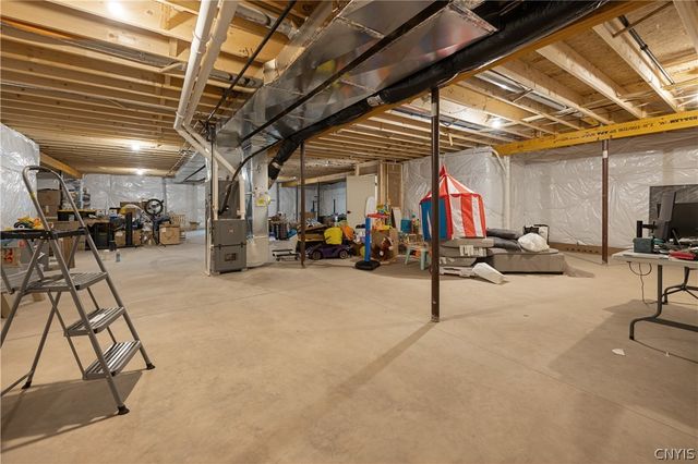 4285 Cindy Lane, Onondaga, NY 13215