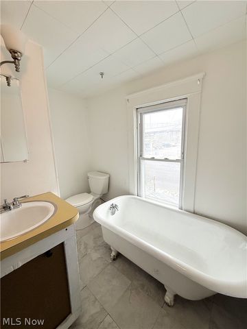 1433 Kenmore Boulevard 2, Akron, OH 44314