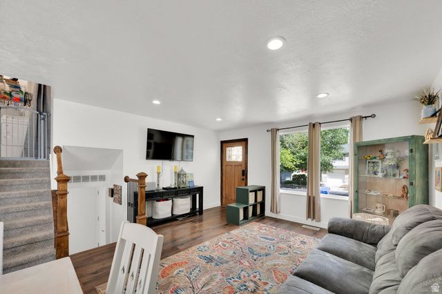 8846 S CEDAR ST, West Jordan, UT 84088