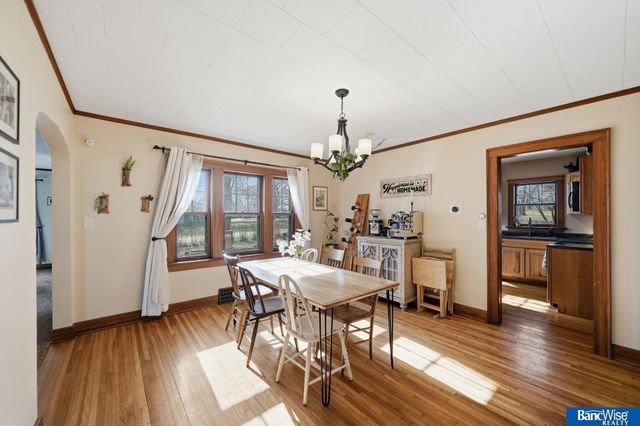 635 Apple Street, Palmyra, NE 68418