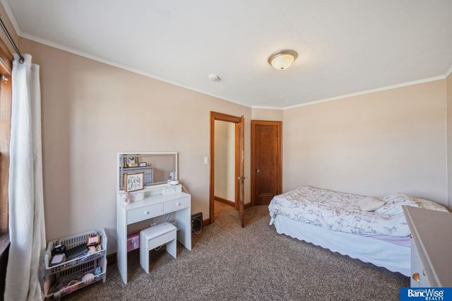 635 Apple Street, Palmyra, NE 68418