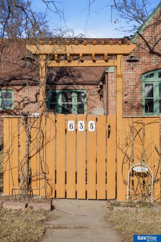 635 Apple Street, Palmyra, NE 68418