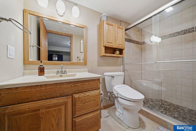 635 Apple Street, Palmyra, NE 68418