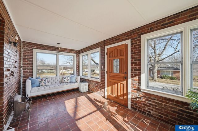 635 Apple Street, Palmyra, NE 68418