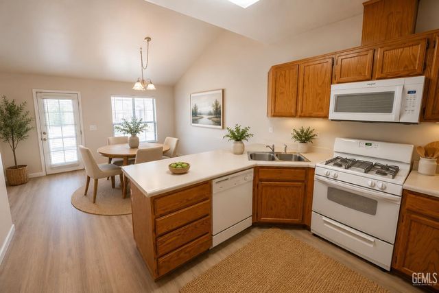 5112 La Pinta Maria Drive, Bakersfield, CA 93307