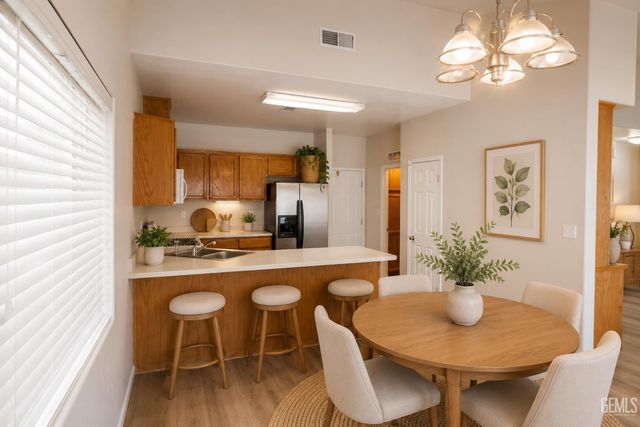 5112 La Pinta Maria Drive, Bakersfield, CA 93307