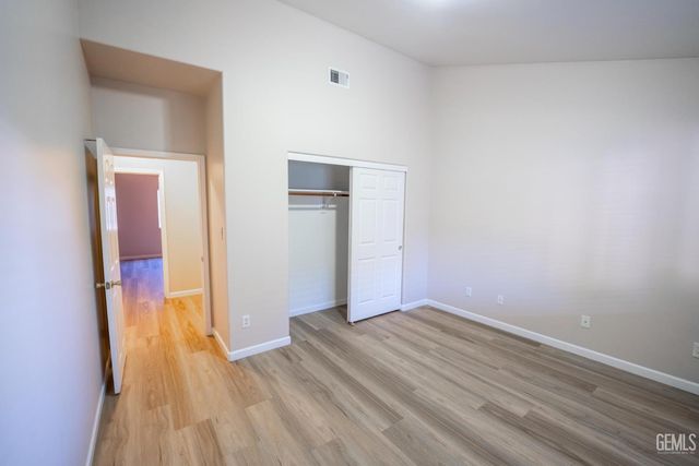 5112 La Pinta Maria Drive, Bakersfield, CA 93307