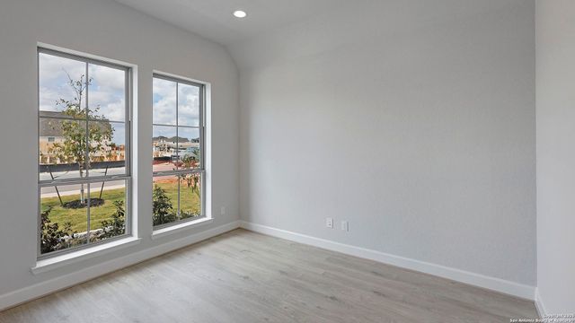 175 Hillside Park, San Antonio, TX 78253