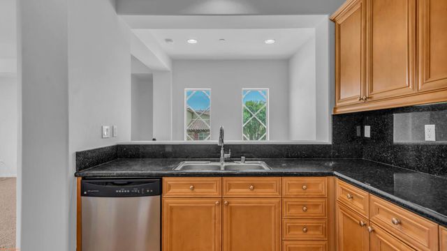 1023 Via Fortuna, Palm Desert, CA 92260