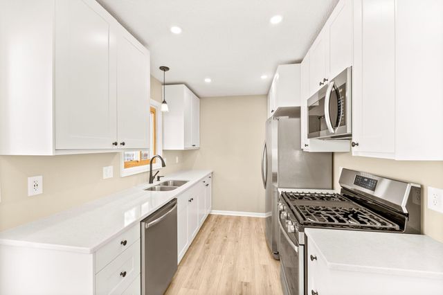 5808 Pearson Drive, Brooklyn Center, MN 55429