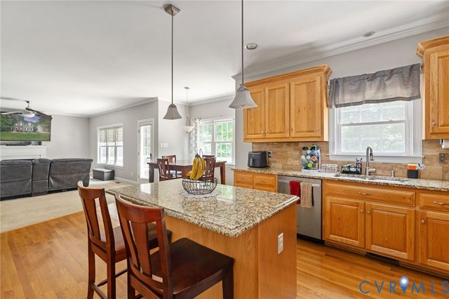 10700 Sterling Cove Dr, Chesterfield, VA 23838
