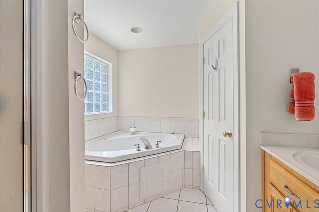 10700 Sterling Cove Dr, Chesterfield, VA 23838