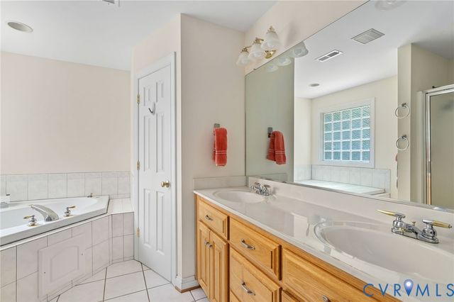 10700 Sterling Cove Dr, Chesterfield, VA 23838