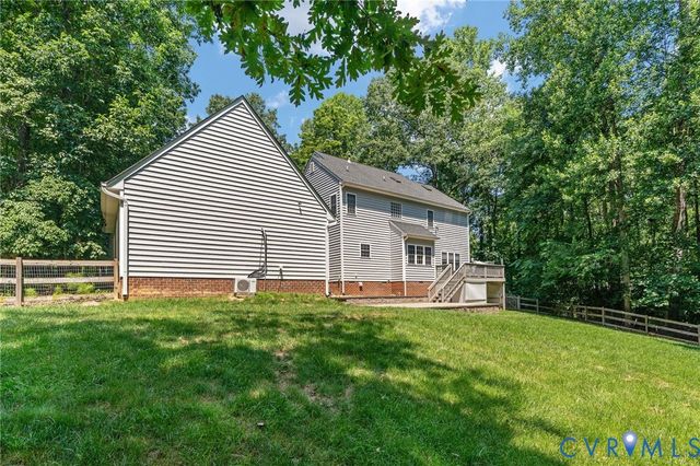 10700 Sterling Cove Dr, Chesterfield, VA 23838