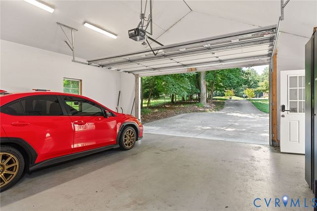 10700 Sterling Cove Dr, Chesterfield, VA 23838