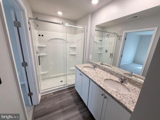 255 MAPLE RUN DR, York, PA 17404