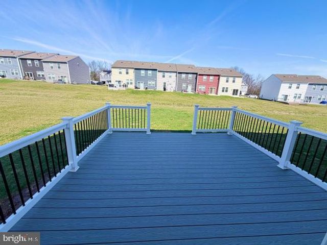 255 MAPLE RUN DR, York, PA 17404