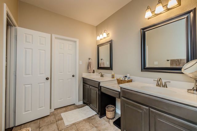 1101 Eagle Point Circle, Graford, TX 76449