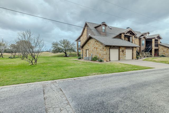 1101 Eagle Point Circle, Graford, TX 76449