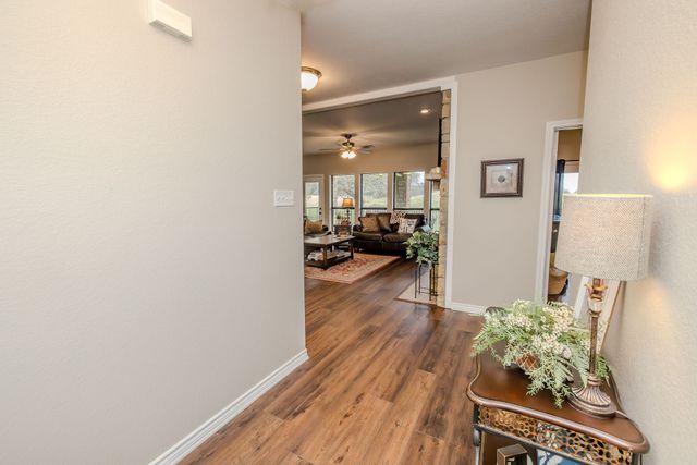 1101 Eagle Point Circle, Graford, TX 76449