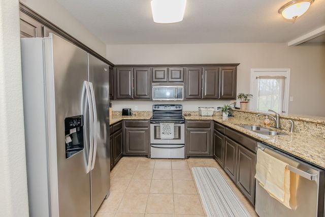 1101 Eagle Point Circle, Graford, TX 76449