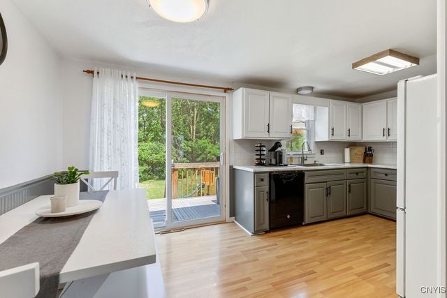 216 Deborah Drive, Salina, NY 13088