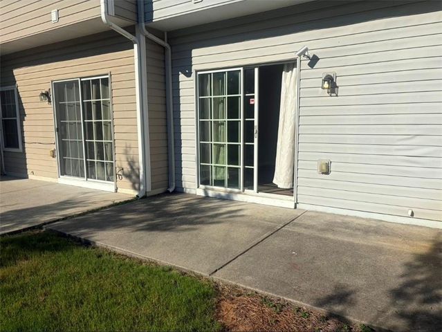 955 Prestwyck Court, Alpharetta, GA 30004