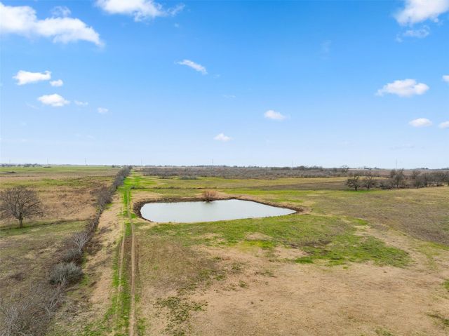 2061 FM 1445, Cameron, TX 76520