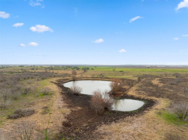 2061 FM 1445, Cameron, TX 76520