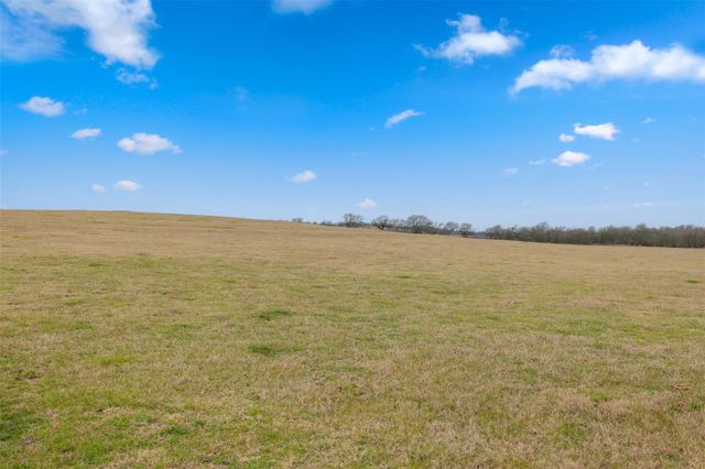 2061 FM 1445, Cameron, TX 76520