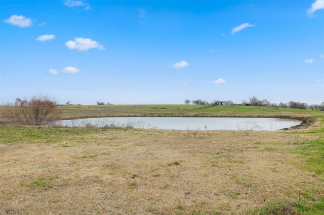 2061 FM 1445, Cameron, TX 76520