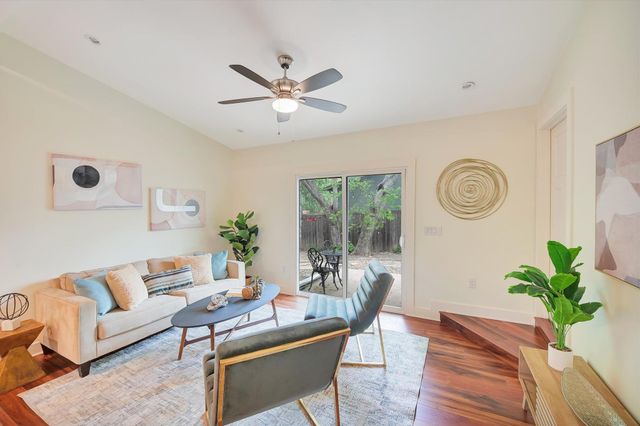 5704 Gloucester LN B, Austin, TX 78723