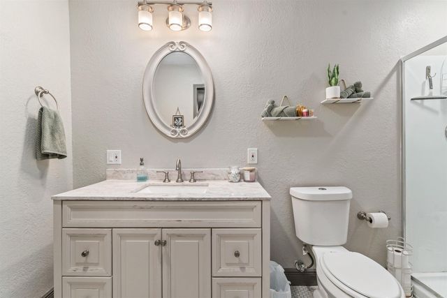 33 Sierra Drive, Hot Springs Village, AR 71909