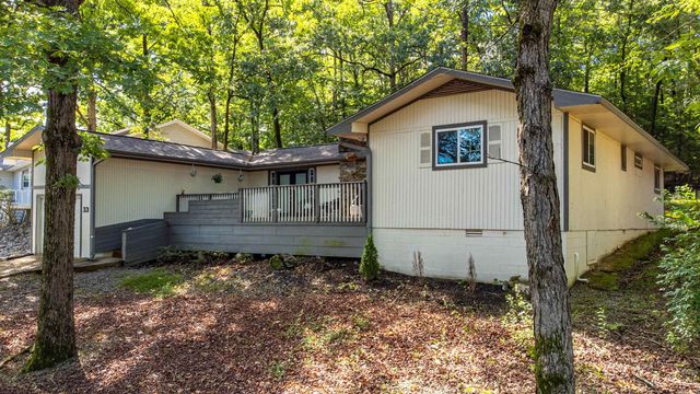 33 Sierra Drive, Hot Springs Village, AR 71909