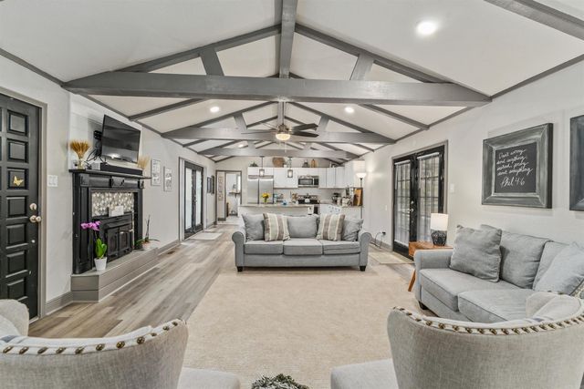 33 Sierra Drive, Hot Springs Village, AR 71909