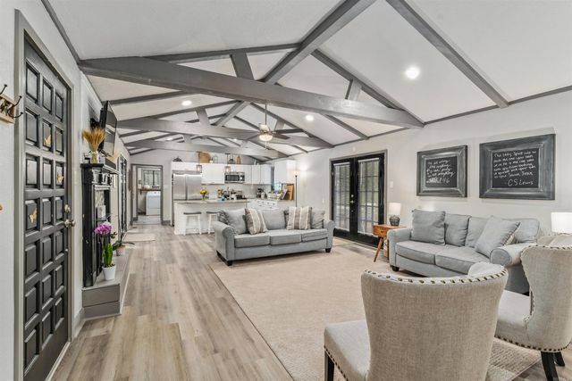 33 Sierra Drive, Hot Springs Village, AR 71909