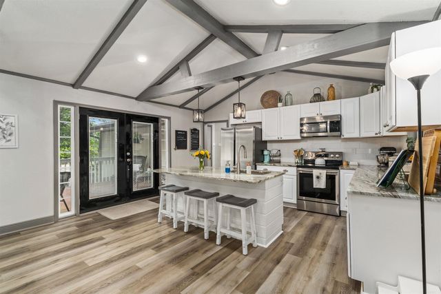 33 Sierra Drive, Hot Springs Village, AR 71909