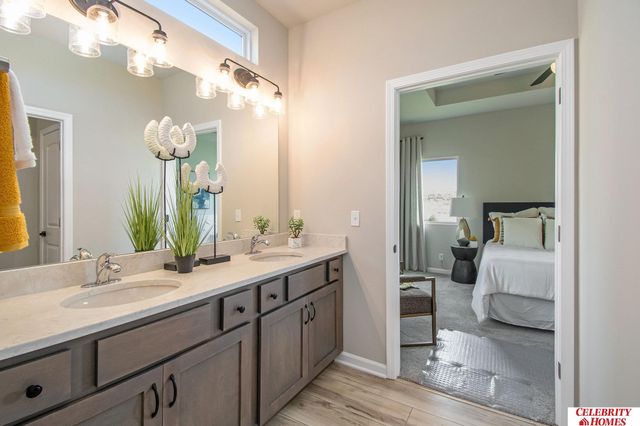 11208 Grebe Street, Omaha, NE 68142