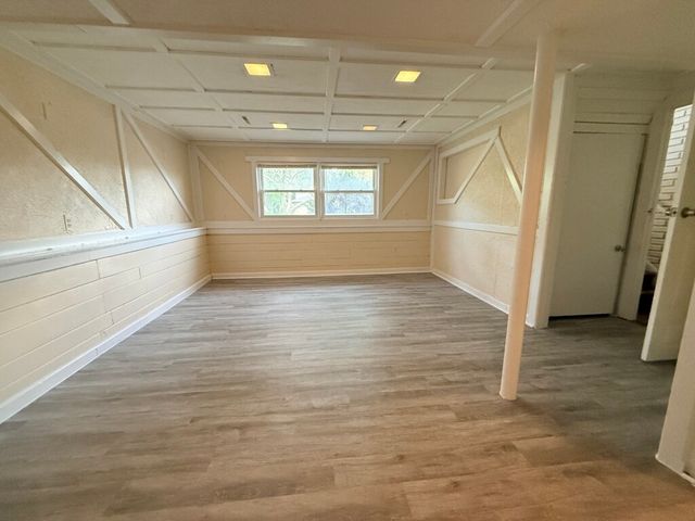 8517 W 87th Place, Hickory Hills, IL 60457