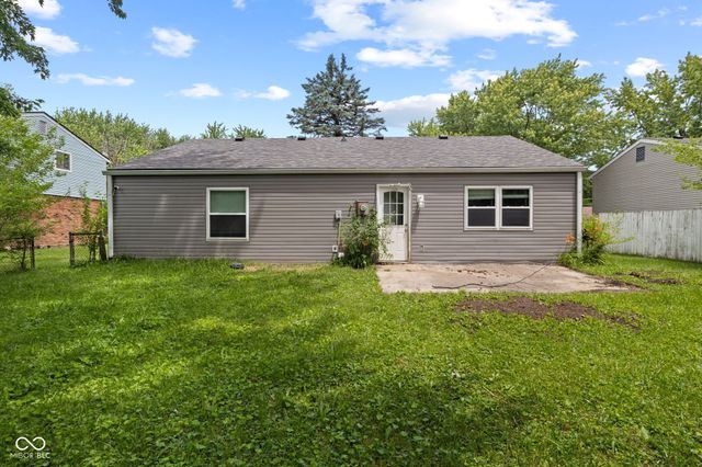6627 Muirfield Way, Indianapolis, IN 46237