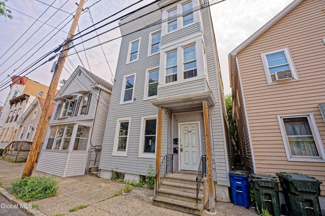 114 Congress Street, Cohoes, NY 12047