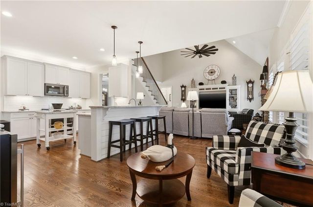 187 Pipers Ridge East, Winston-salem, NC 27127