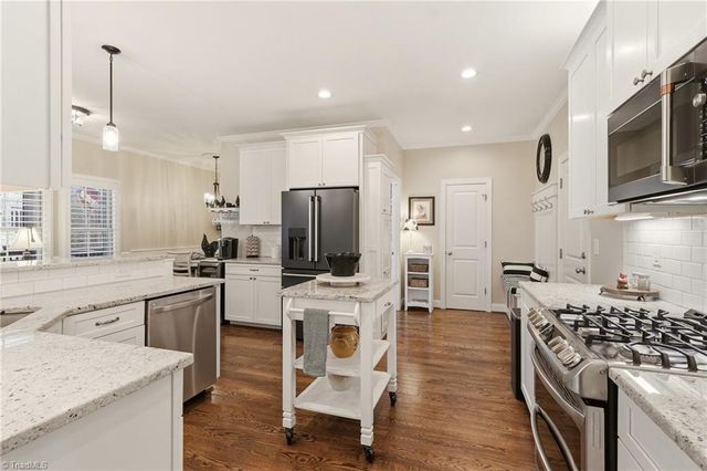 187 Pipers Ridge East, Winston-salem, NC 27127
