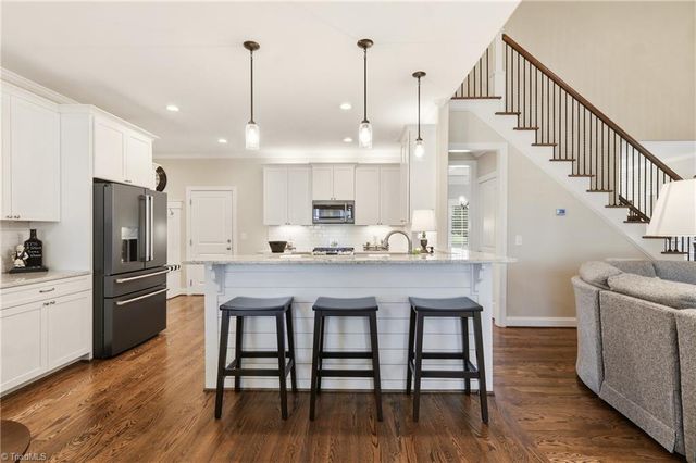 187 Pipers Ridge East, Winston-salem, NC 27127