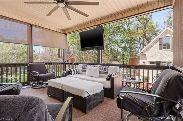 187 Pipers Ridge East, Winston-salem, NC 27127