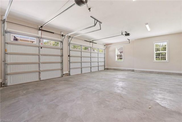 187 Pipers Ridge East, Winston-salem, NC 27127