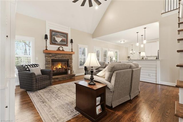 187 Pipers Ridge East, Winston-salem, NC 27127