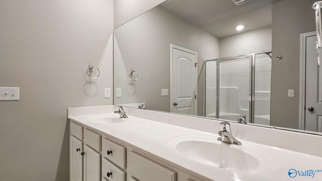 14783 London Lane, Athens, AL 35613