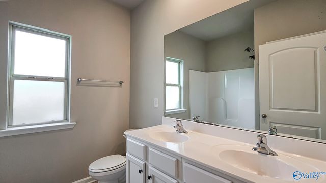 14783 London Lane, Athens, AL 35613