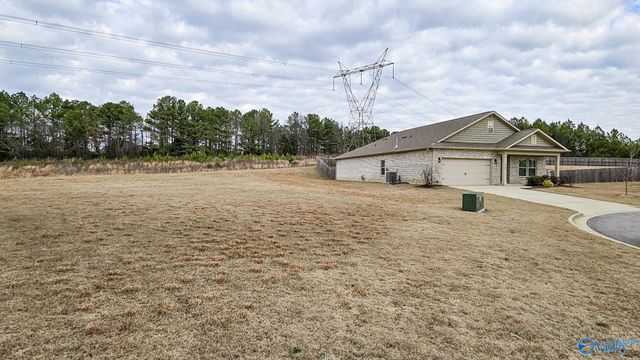 14783 London Lane, Athens, AL 35613